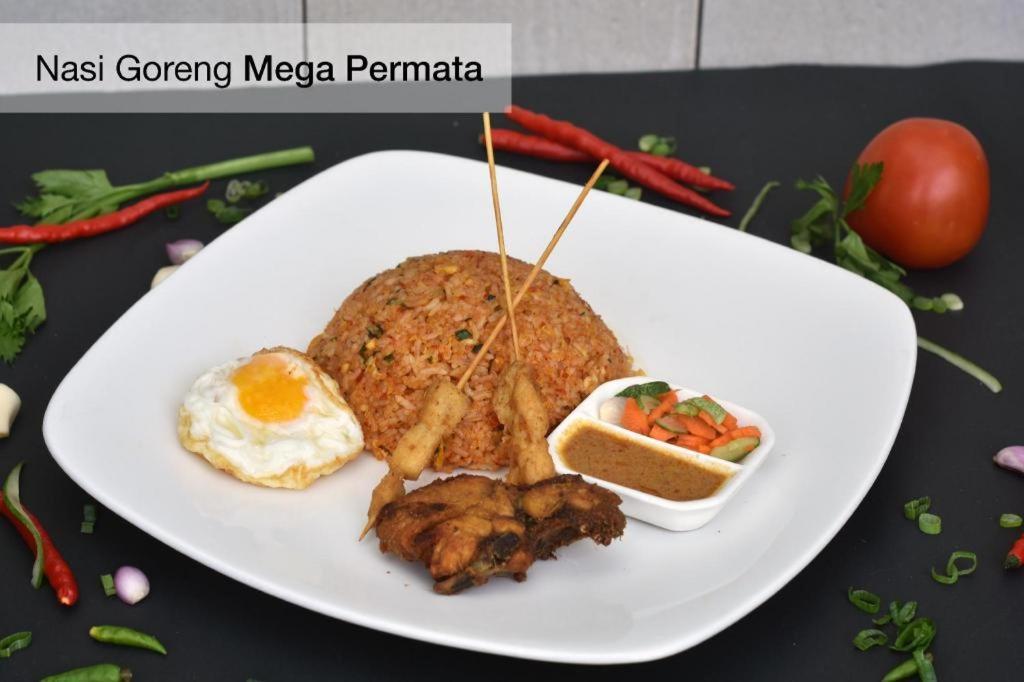 Mega Permata Hotel Padangsidimpuan Εξωτερικό φωτογραφία